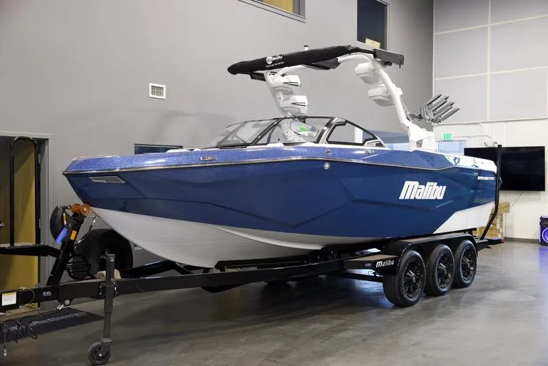 Slide: The Image of Malibu 25 LSV 2026 - 2