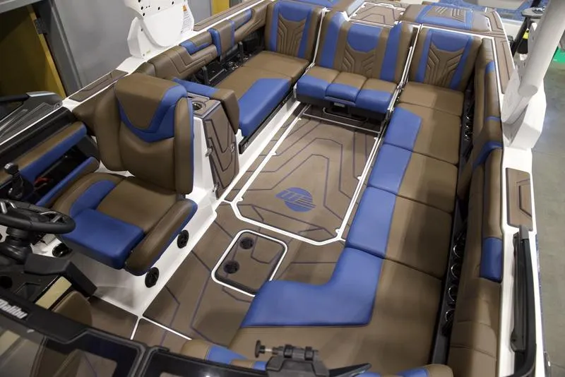 Slide: The Image of Malibu 25 LSV 2026 - 30