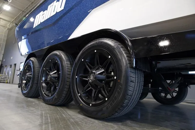 Slide: The Image of Malibu 25 LSV 2026 - 10