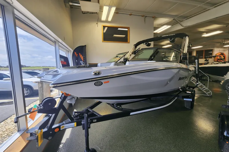Slide: The Image of Mastercraft NXT20 2025 - 1