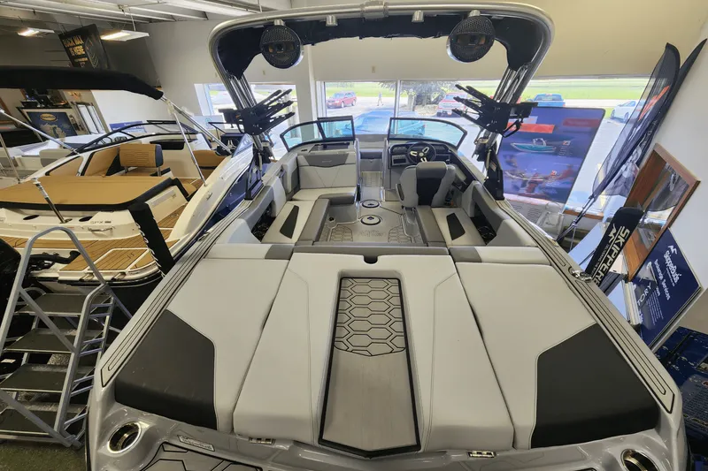 Slide: The Image of Mastercraft NXT20 2025 - 3