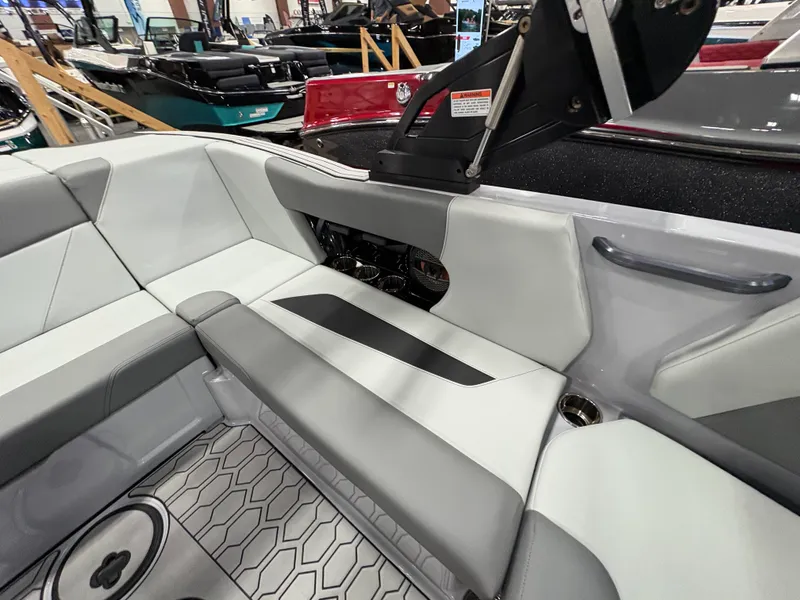 Slide: The Image of Mastercraft NXT20 2025 - 31