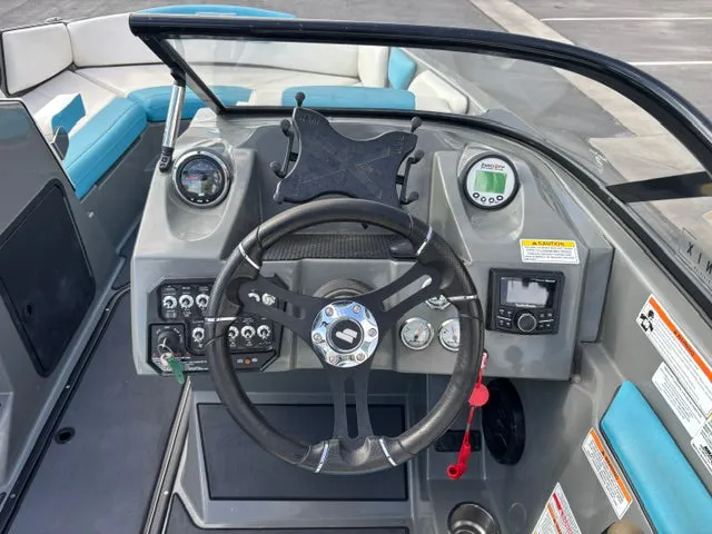 Slide: The Image of Heyday Boats WT SURF 2019 - 11