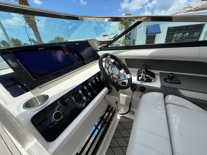 Slide: The Image of Sea Ray SLX 310 Outboard 2026 - 9