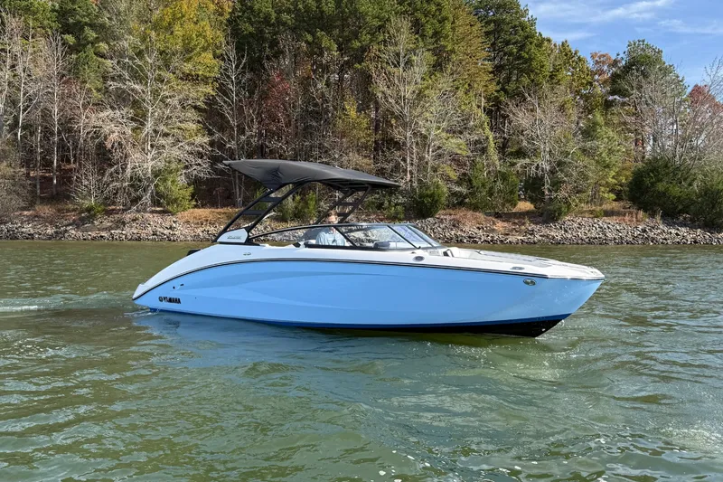 Slide: The Image of Yamaha 252SE 2026 - 5