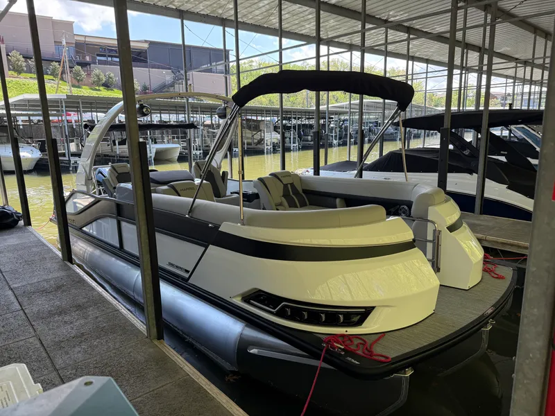 The Image of Harris Grand Mariner 250 2026 - 0