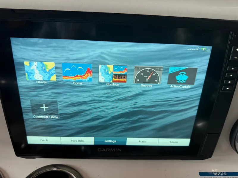 Slide: The Image of Robalo CAYMAN 226 2021 - 21