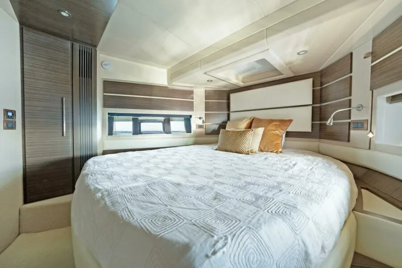 Slide: The Image of Azimut 60 Flybridge 2017 - 25