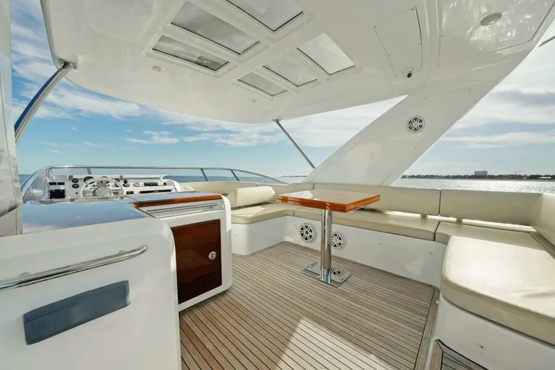 Slide: The Image of Azimut 60 Flybridge 2017 - 31