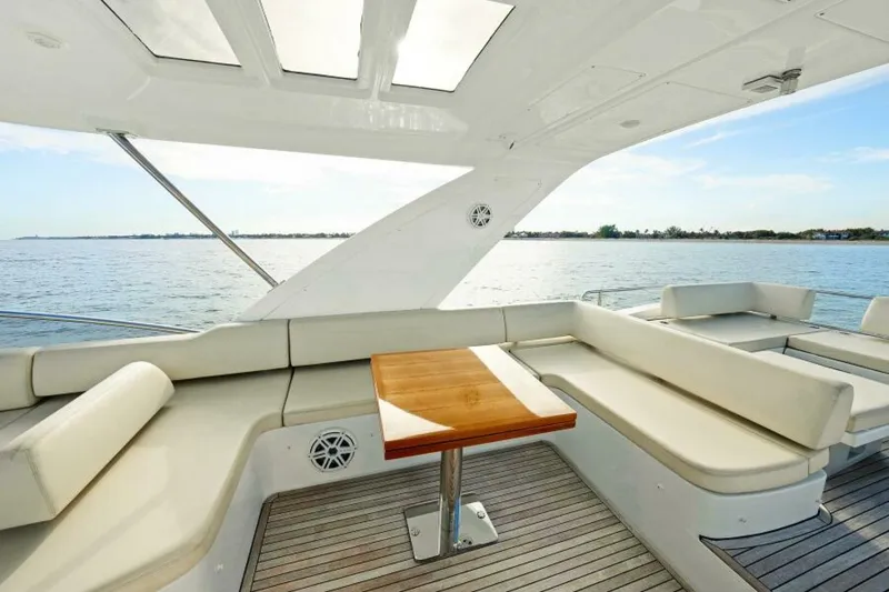 Slide: The Image of Azimut 60 Flybridge 2017 - 32