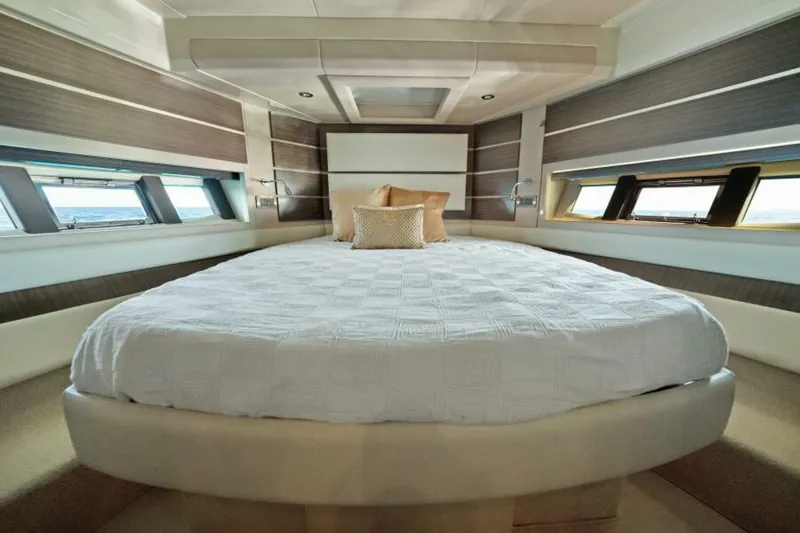Slide: The Image of Azimut 60 Flybridge 2017 - 26