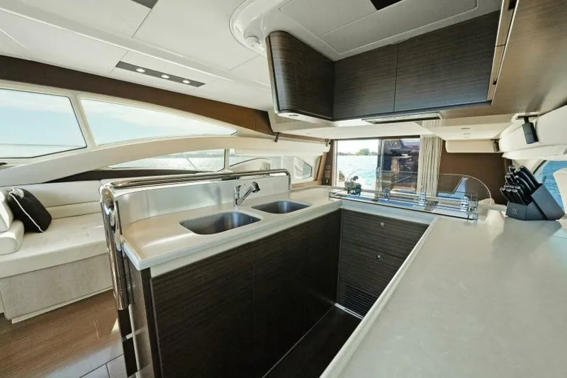 Slide: The Image of Azimut 60 Flybridge 2017 - 13