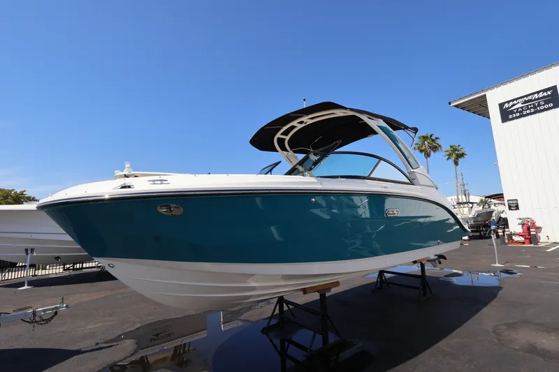 Slide: The Image of Sea Ray SDX 230 Outboard 2026 - 4