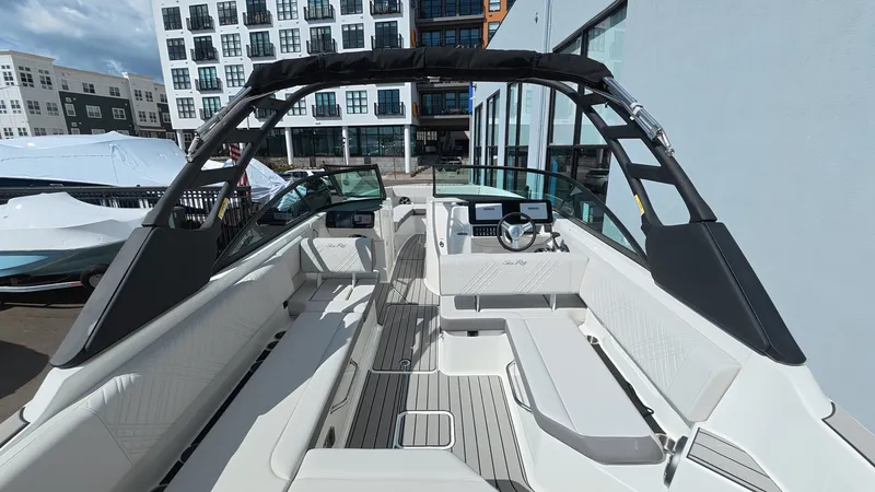 Slide: The Image of Sea Ray SDX 270 Outboard 2026 - 13