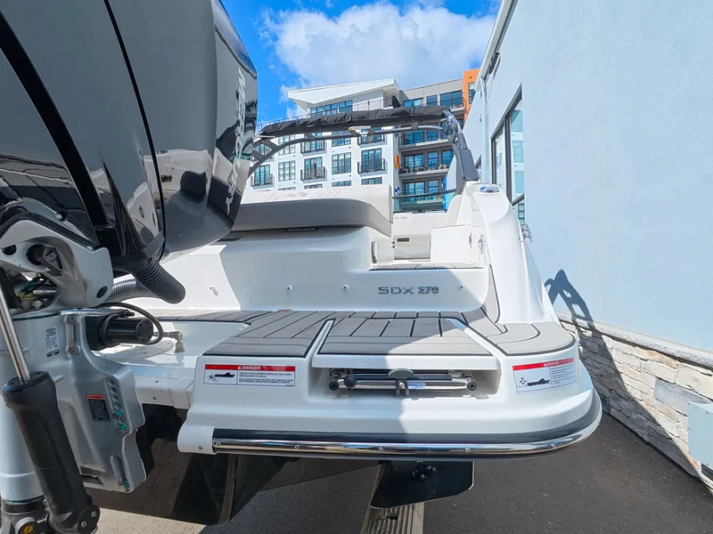 Slide: The Image of Sea Ray SDX 270 Outboard 2026 - 4