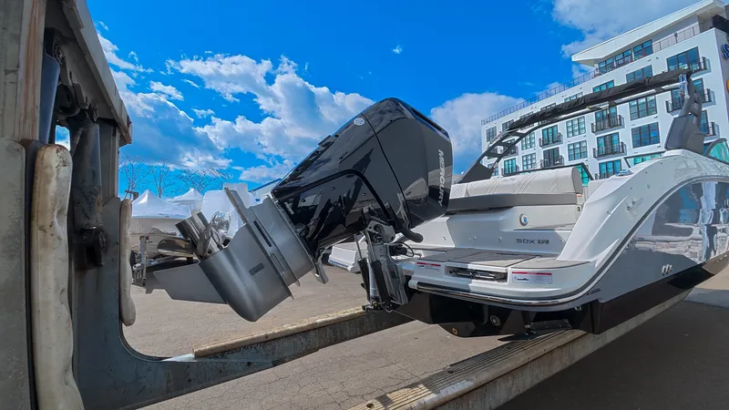 Slide: The Image of Sea Ray SDX 270 Outboard 2026 - 3