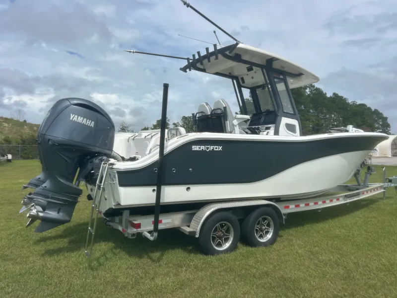 Slide: The Image of Sea Fox 268 COMMANDER 2024 - 3