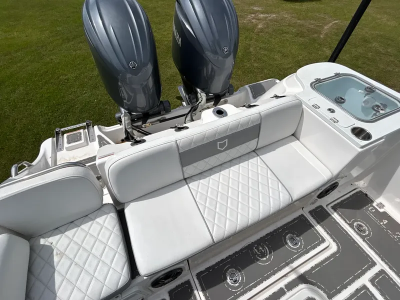 Slide: The Image of Sea Fox 268 COMMANDER 2024 - 4