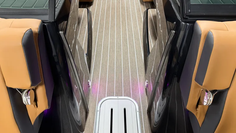 Slide: The Image of Premier 250 SOLARIS 2026 - 34