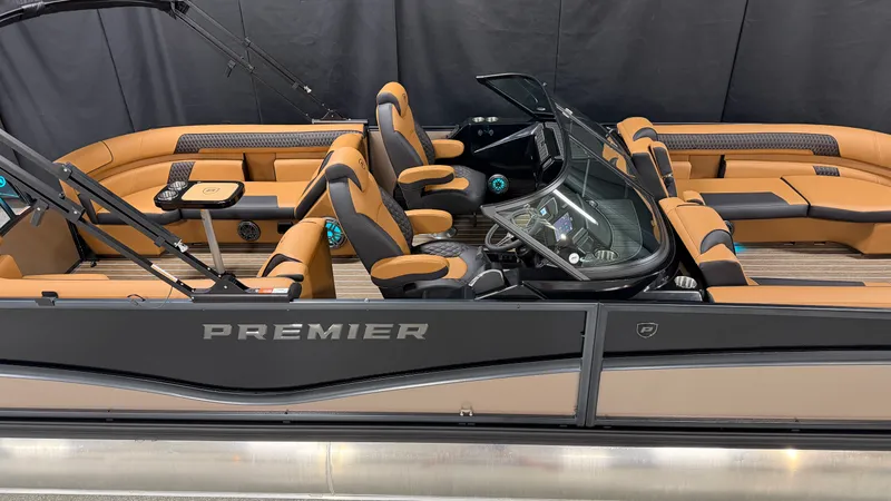 Slide: The Image of Premier 250 SOLARIS 2026 - 5