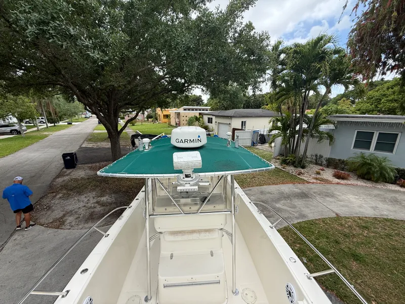 Slide: The Image of Pursuit 2870 CENTER CONSOLE 1999 - 29