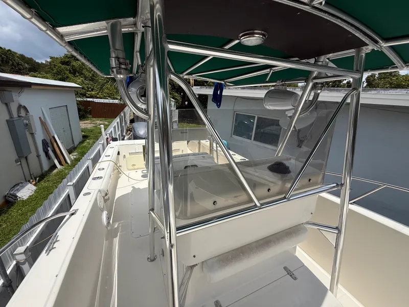 Slide: The Image of Pursuit 2870 CENTER CONSOLE 1999 - 34