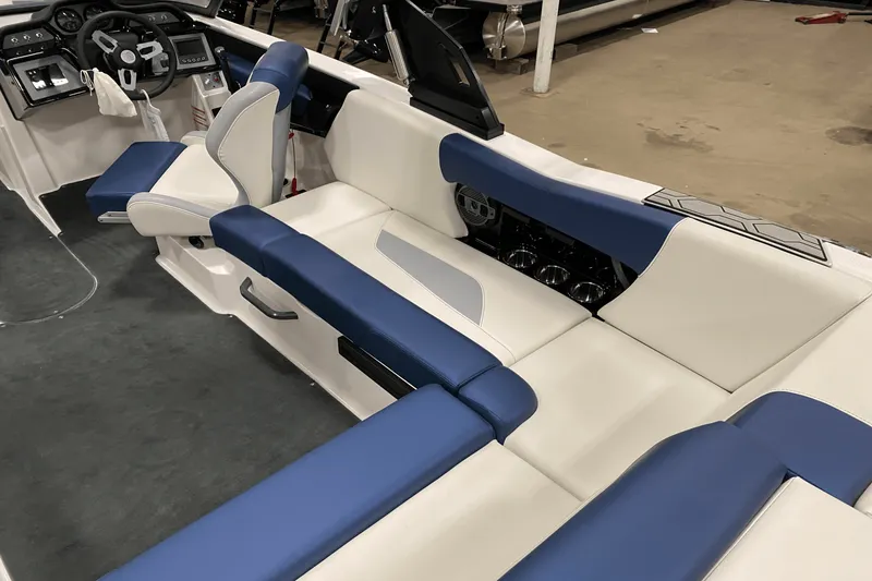 Slide: The Image of Mastercraft NXT22 2022 - 21