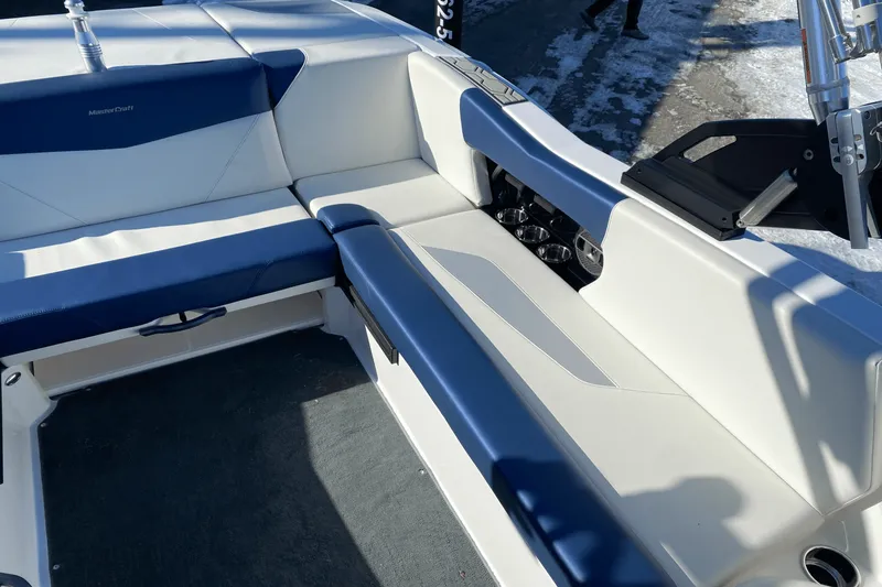 Slide: The Image of Mastercraft NXT22 2022 - 40