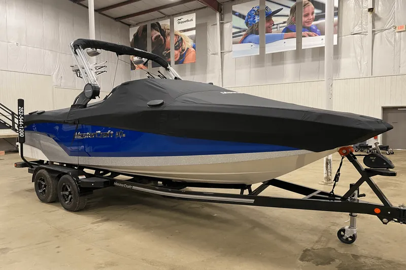 Slide: The Image of Mastercraft NXT22 2022 - 7