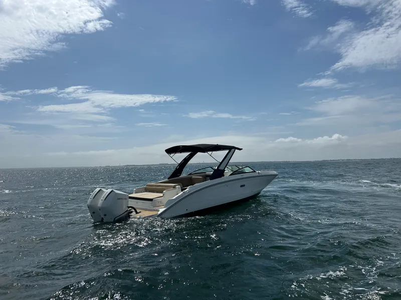Slide: The Image of Sea Ray SDX 290 Outboard 2026 - 4
