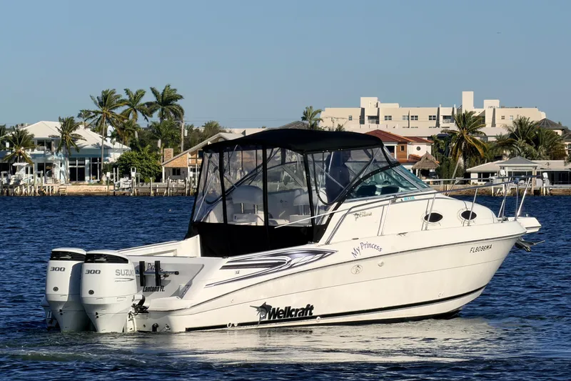 Slide: The Image of Wellcraft 270 Coastal O/B 2000 - 2