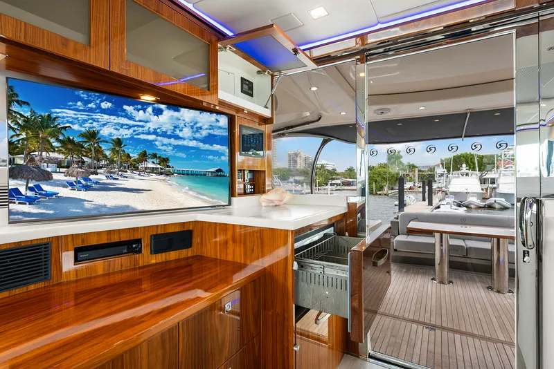 Slide: The Image of Riviera 6000 SPORT YACHT 2024 - 119
