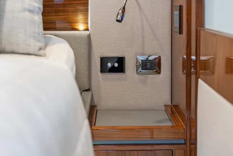 Slide: The Image of Riviera 6000 SPORT YACHT 2024 - 126