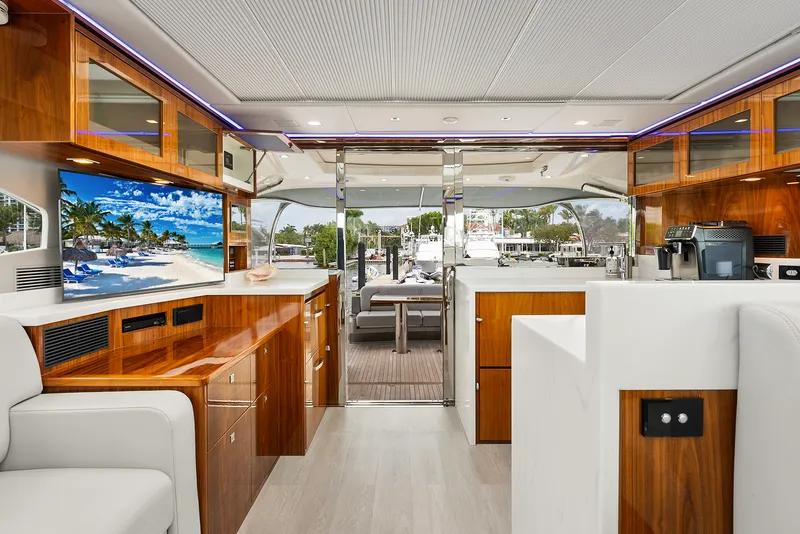 Slide: The Image of Riviera 6000 SPORT YACHT 2024 - 120