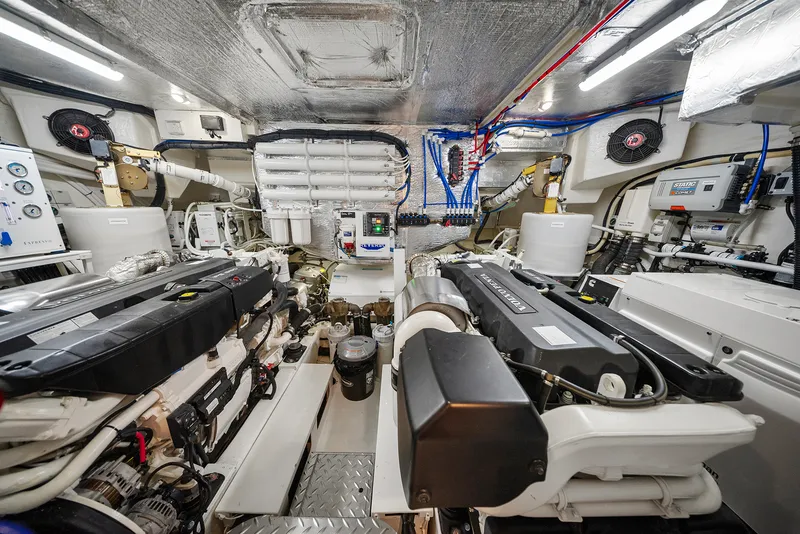 Slide: The Image of Riviera 6000 SPORT YACHT 2024 - 136