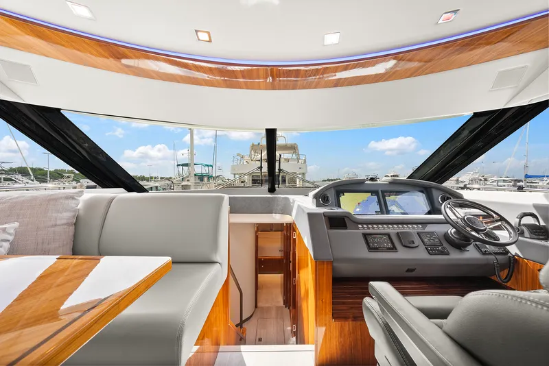 Slide: The Image of Riviera 6000 SPORT YACHT 2024 - 109