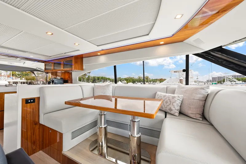 Slide: The Image of Riviera 6000 SPORT YACHT 2024 - 107
