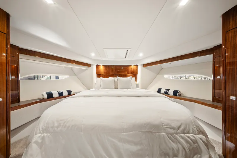 Slide: The Image of Riviera 6000 SPORT YACHT 2024 - 67