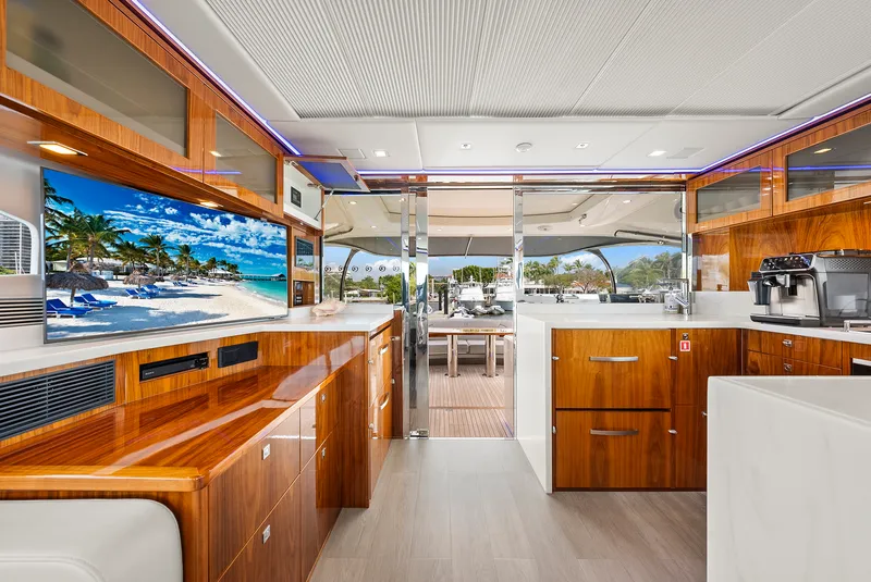 Slide: The Image of Riviera 6000 SPORT YACHT 2024 - 113