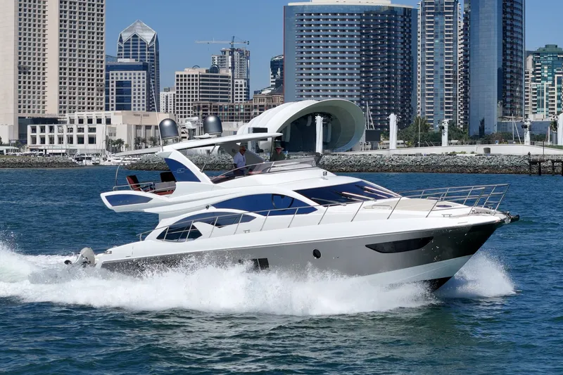 Slide: The Image of Azimut 60 FLY 2016 - 1