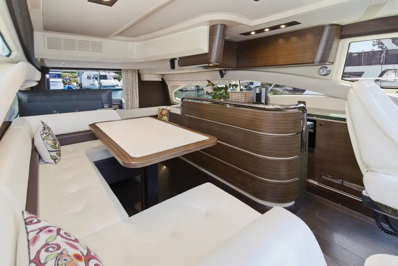 Slide: The Image of Azimut 60 FLY 2016 - 35