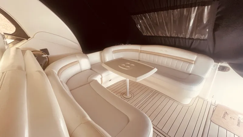 Slide: The Image of Sea Ray 40 SUNDANCER 2008 - 32