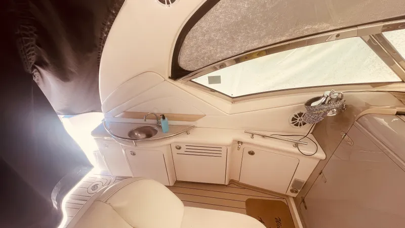 Slide: The Image of Sea Ray 40 SUNDANCER 2008 - 33