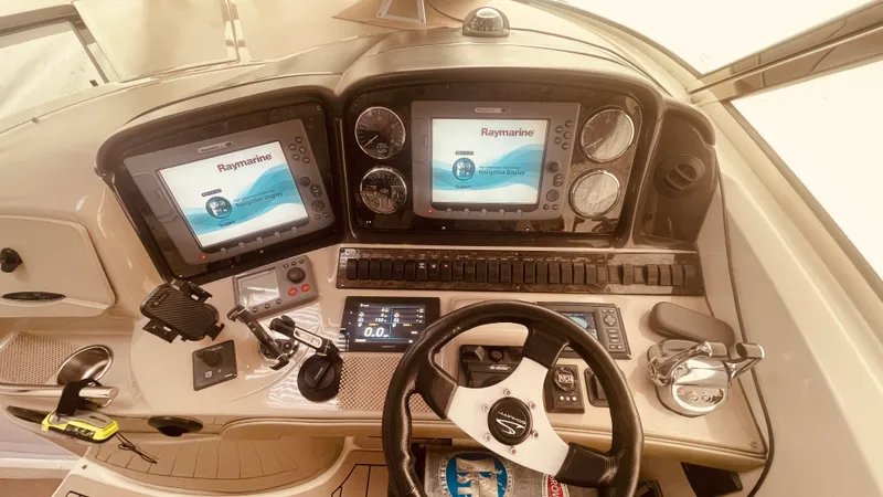 Slide: The Image of Sea Ray 40 SUNDANCER 2008 - 21