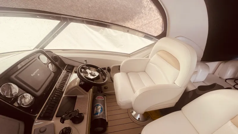 Slide: The Image of Sea Ray 40 SUNDANCER 2008 - 27