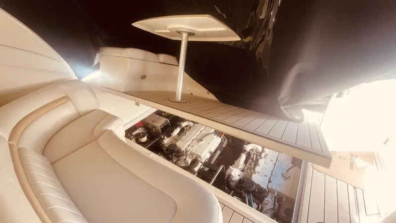 Slide: The Image of Sea Ray 40 SUNDANCER 2008 - 34
