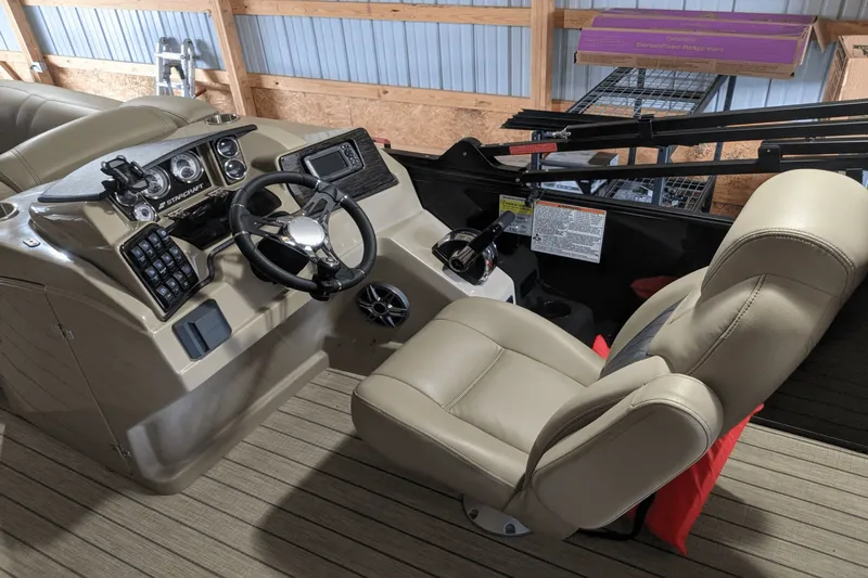 Slide: The Image of Starcraft CX23E 2023 - 5