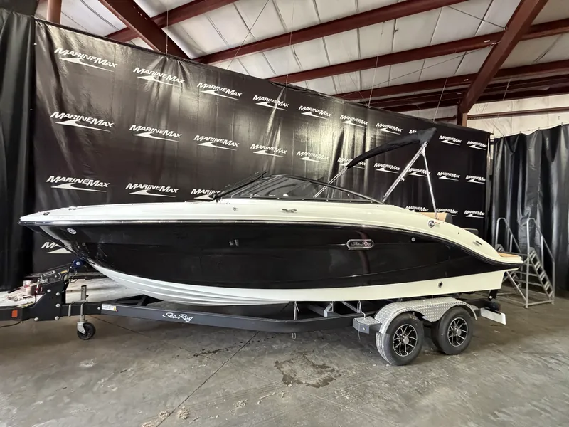 The Image of Sea Ray SPX 210 2026 - 0