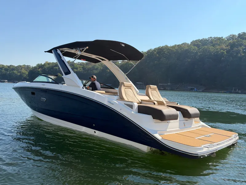 Slide: The Image of Sea Ray SDX 290 2026 - 40