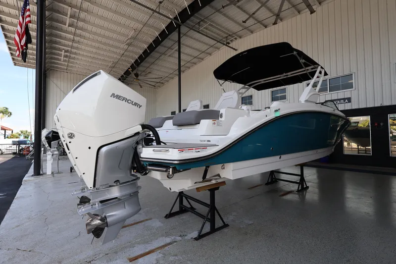 Slide: The Image of Sea Ray SDX 290 Outboard 2026 - 5